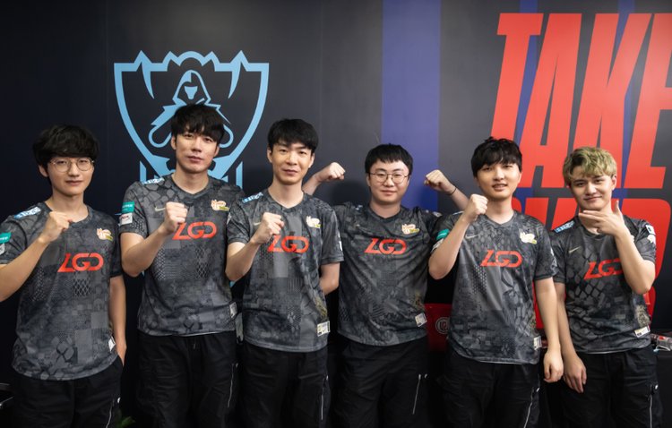 希望这只是 希望这只是